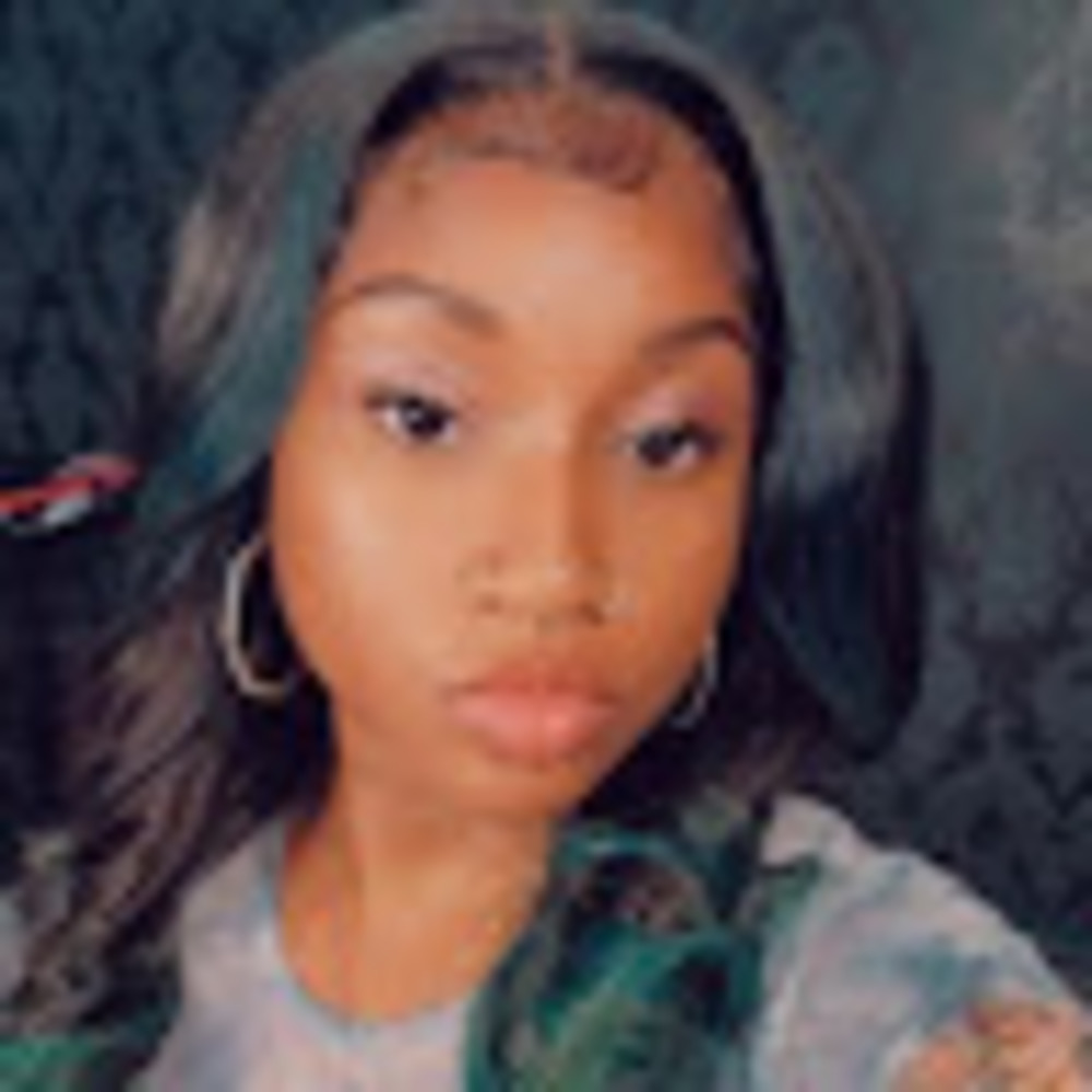 Meet your Posher, Shemeka